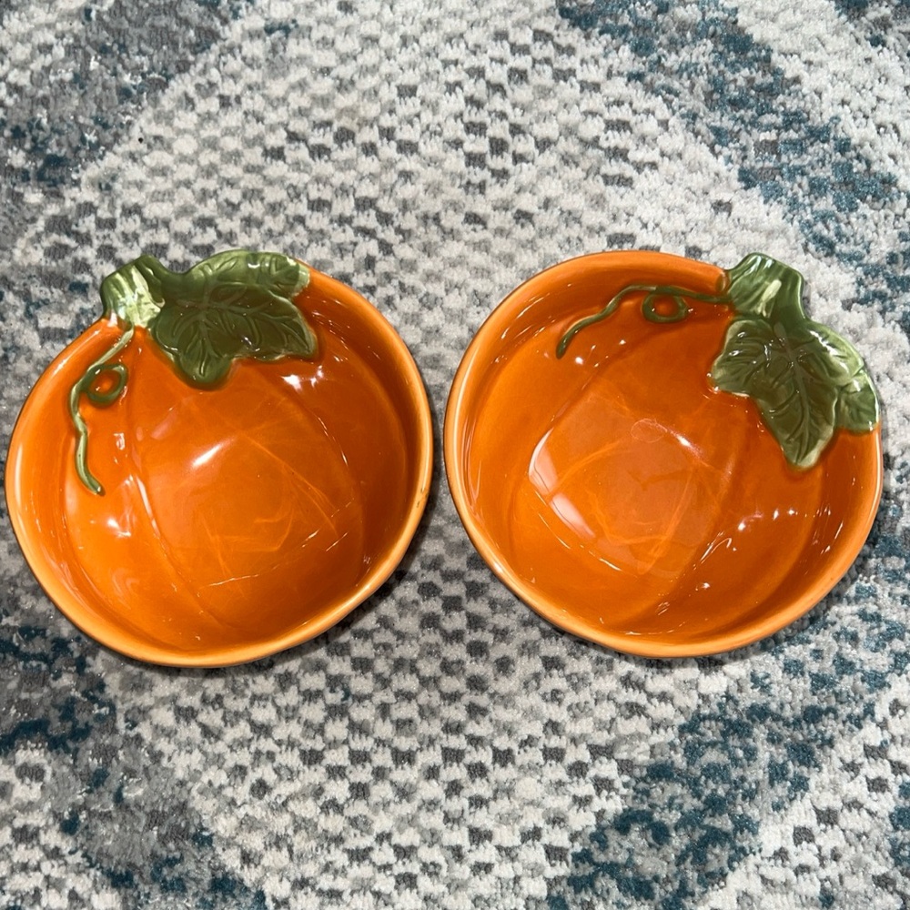 Orange Pumpkin Bowls 2 Halloween Fall Harvest Candy Better Homes & Gardens 5”